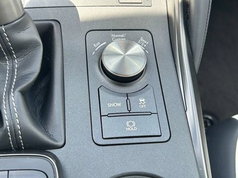 Used 2023 Lexus IS 500 RWD image 28