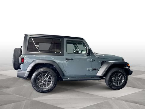 Used 2024 Jeep Wrangler Sport AWD/4WD image 9