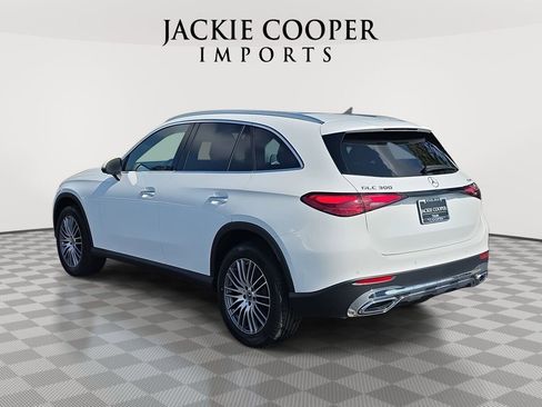 New 2026 Mercedes-Benz GLC 300 4MATIC image 7