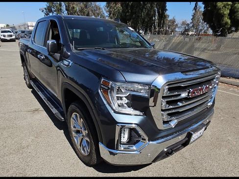 Used 2022 GMC Sierra 1500 SLT w/ SLT Premium Plus Package AWD/4WD image 14