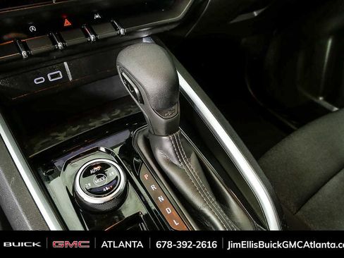 Used 2024 Chevrolet Colorado Trail Boss w/ Technology Package image 15