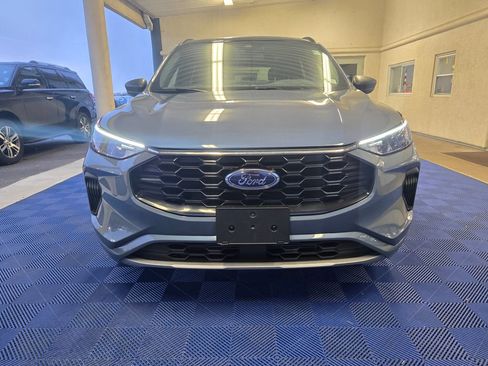 Used 2023 Ford Escape ST-Line w/ Tech Pack #1 image 2