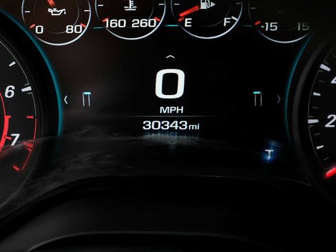 Used 2018 Chevrolet Camaro ZL1 RWD image 19