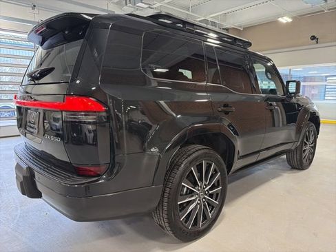 Used 2025 Lexus GX 550 w/ Accessory Package (2T) image 8