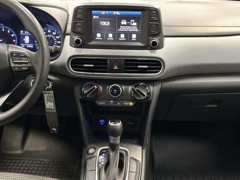 Used 2021 Hyundai Kona SE FWD image 12