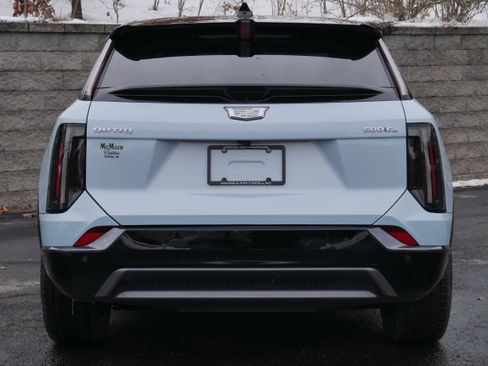 Certified 2025 Cadillac Optiq Sport 1 w/ LPO, Floor Liner Package image 5