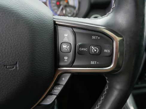 Used 2019 RAM 1500 Limited w/ Advanced Safety Group AWD/4WD image 27