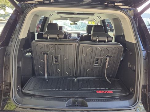 Certified 2023 GMC Acadia AT4 w/ Technology Package AWD/4WD image 17