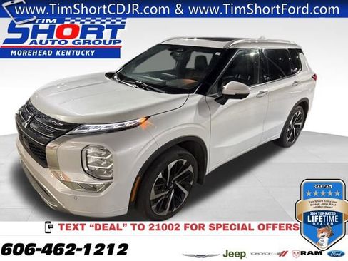 Used 2022 Mitsubishi Outlander SEL image 1
