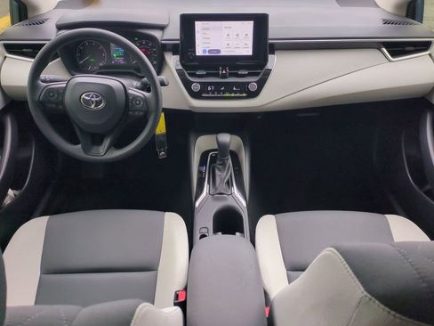 Certified 2025 Toyota Corolla LE image 14