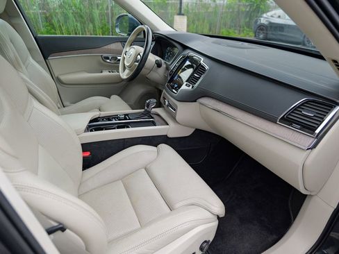 Used 2021 Volvo XC90 T6 Inscription w/ Climate Package AWD/4WD image 39