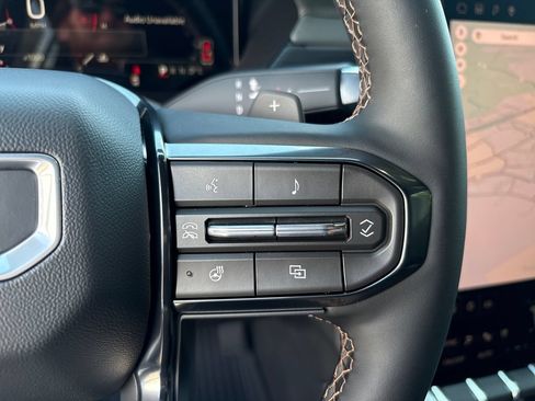 New 2026 GMC Acadia AT4 w/ Super Cruise Package AWD/4WD image 18