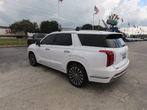 Used 2025 Hyundai Palisade Calligraphy FWD image 17