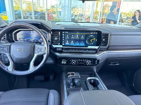 Certified 2023 Chevrolet Silverado 1500 RST w/ Z71 Off-Road Package AWD/4WD image 12