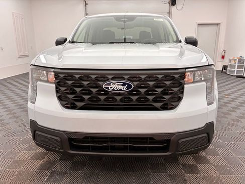 New 2025 Ford Maverick XL image 13