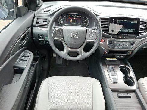 Used 2023 Honda Passport EX-L image 11