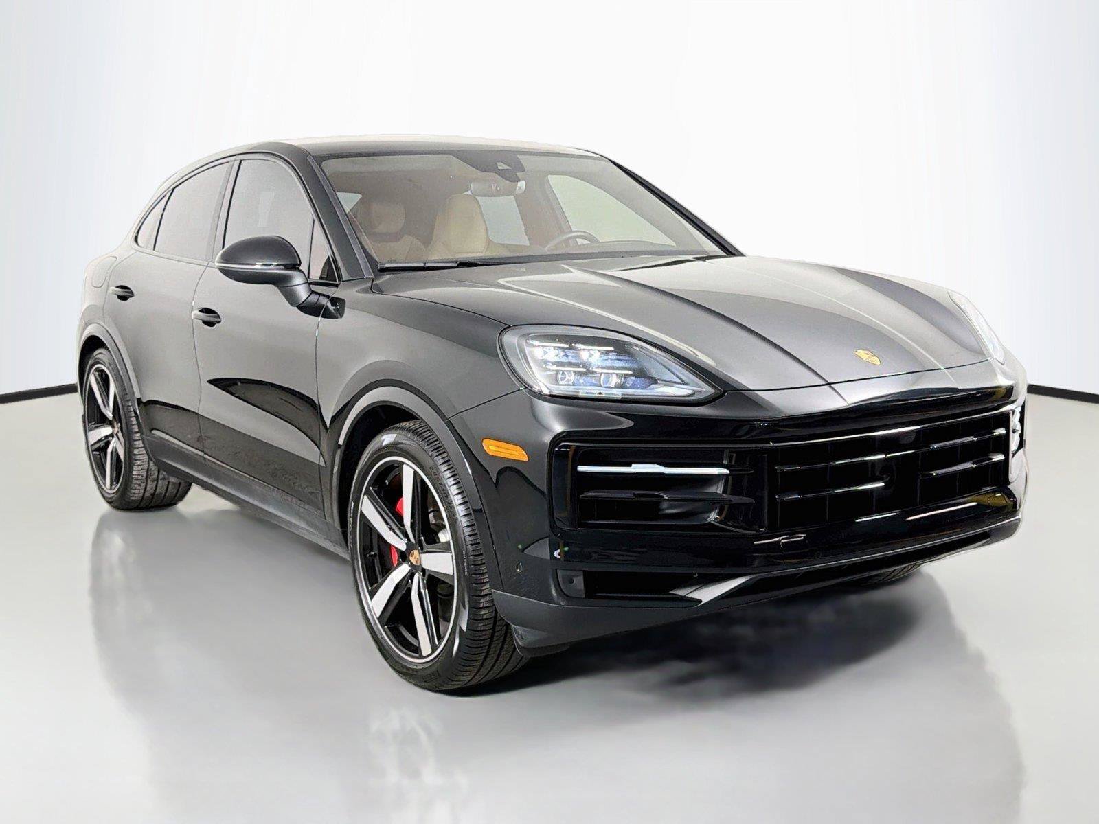 Certified 2025 Porsche Cayenne S AWD/4WD image 9
