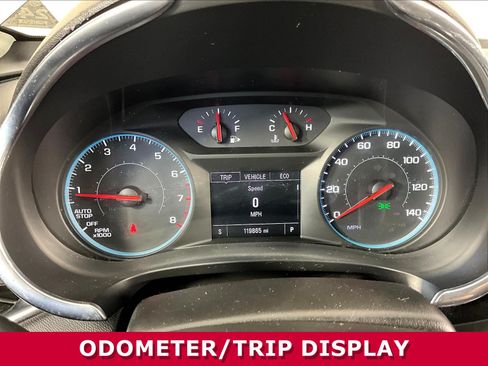 Used 2016 Chevrolet Malibu LT FWD image 12