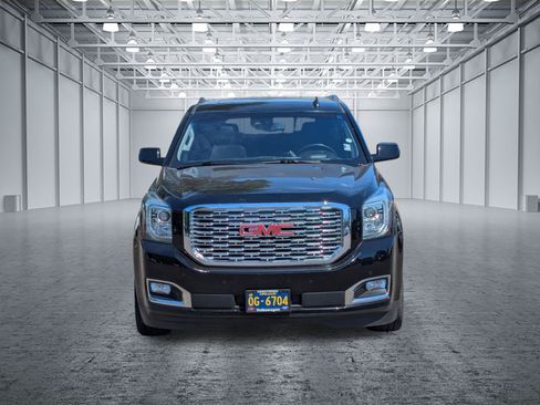 Used 2020 GMC Yukon Denali w/ Denali Ultimate Package AWD/4WD image 8