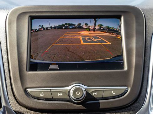Used 2020 Chevrolet Equinox LS FWD image 15
