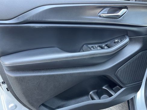 Used 2024 Jeep Grand Cherokee L Laredo image 22