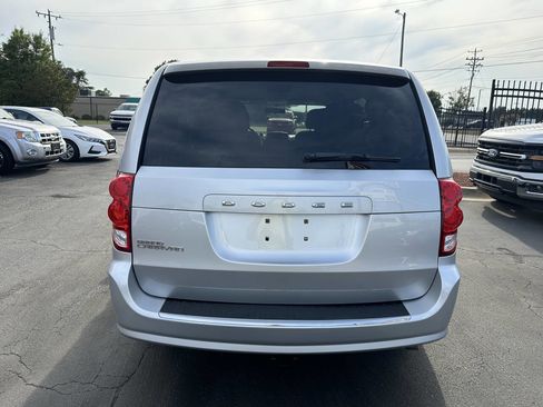 Used 2012 Dodge Grand Caravan SE FWD image 6