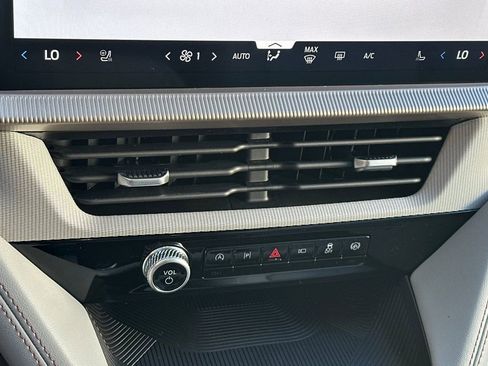 New 2026 Ford Explorer Active image 19