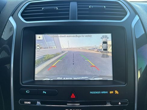 Used 2018 Ford Explorer Sport w/ Equipment Group 401A image 24