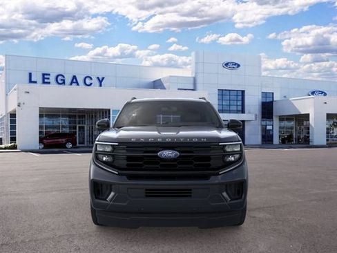 New 2026 Ford Expedition Max Active RWD image 6