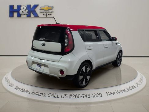 Used 2017 Kia Soul + w/ Designer's Package FWD image 6