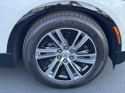 Used 2024 Cadillac Lyriq Luxury image 12