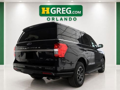 Used 2024 Ford Expedition XLT RWD image 6