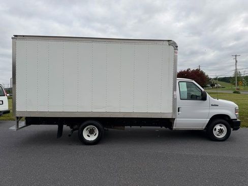 Used 2019 Ford E-350 and Econoline 350 Super Duty w/ Power Windows & Locks Group RWD image 7