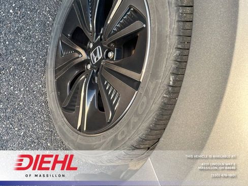 Used 2018 Honda Civic EX image 8