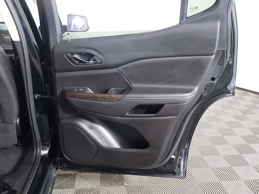 Used 2023 GMC Acadia Denali AWD/4WD image 27
