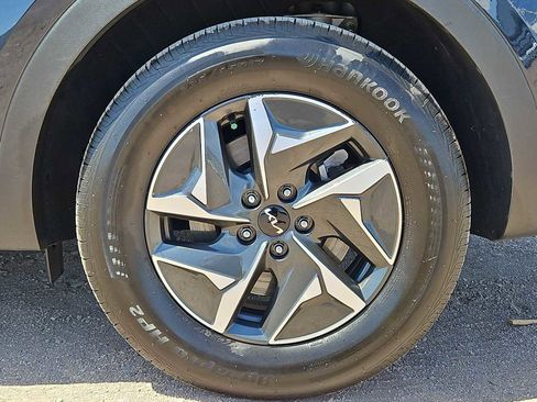 Used 2023 Kia Sorento EX FWD image 13