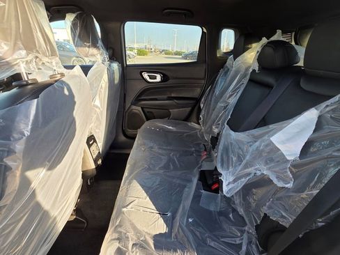New 2026 Jeep Compass Latitude AWD/4WD image 13