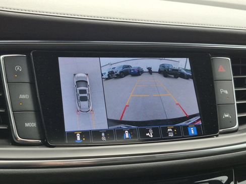 Used 2023 Buick Enclave Avenir w/ Avenir Technology Package image 29