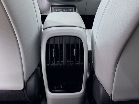 Certified 2025 Hyundai Kona SEL image 27