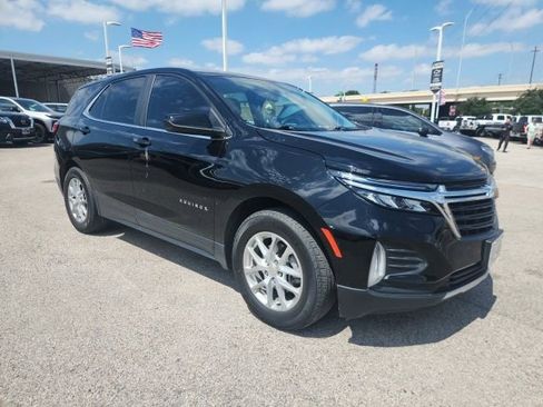 Used 2022 Chevrolet Equinox LT FWD image 1