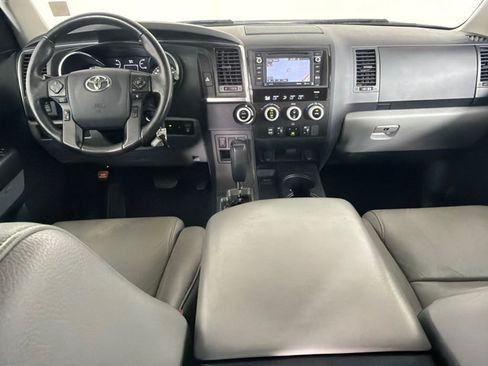 Used 2019 Toyota Sequoia SR5 w/ Premium Package RWD image 24