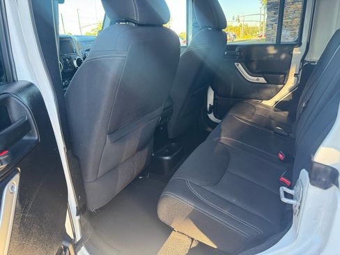 Used 2014 Jeep Wrangler Unlimited Sahara w/ Max Tow Package image 33