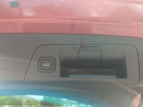 Used 2023 Buick Envision Essence FWD image 25