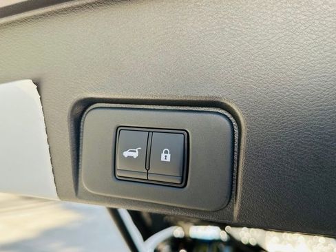 New 2026 Nissan Rogue SV image 30