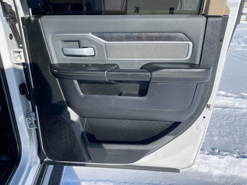 Used 2020 RAM 3500 Big Horn image 24