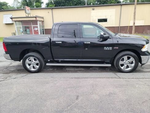 Used 2017 RAM 1500 Big Horn AWD/4WD image 4