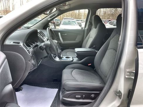 Certified 2012 GMC Acadia SLE image 18