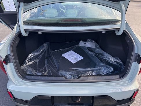 New 2026 Kia K4 GT-Line image 7