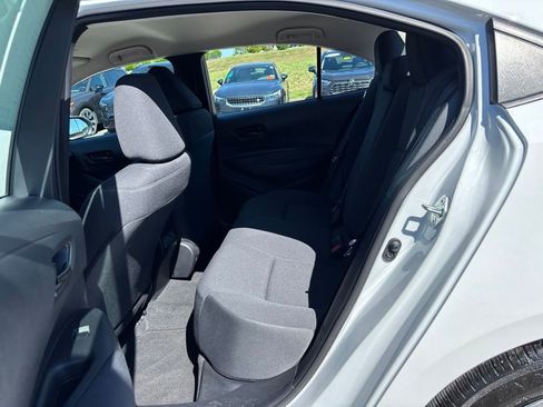 Used 2024 Toyota Corolla LE FWD image 25