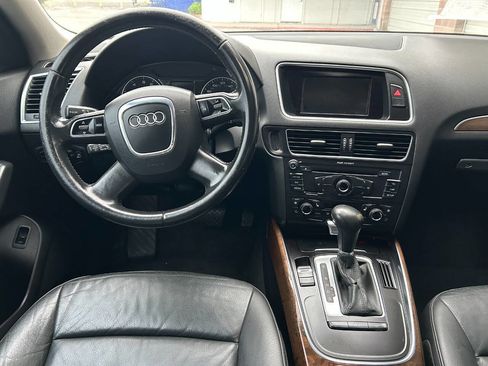 Used 2011 Audi Q5 2.0T Premium image 14